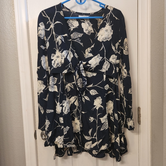 Flynn skye London rayon dress size small - Picture 1 of 3